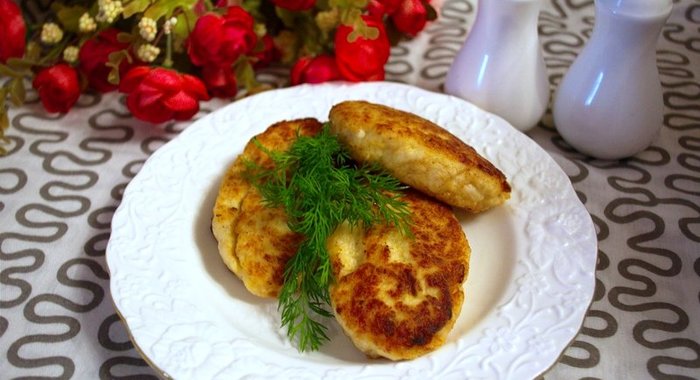 Диетические котлеты из курицы