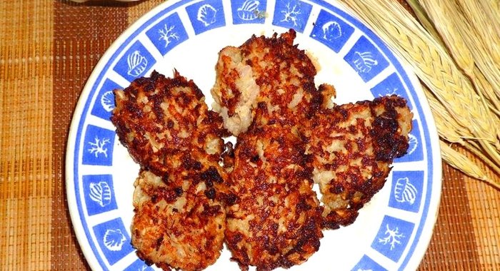 Котлеты с капустой и красным рисом