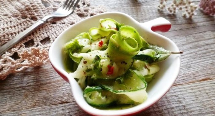 Овощи с медом и кориандром