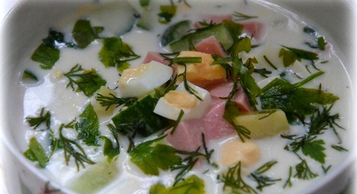 Окрошка на кисломолочном напитке тан