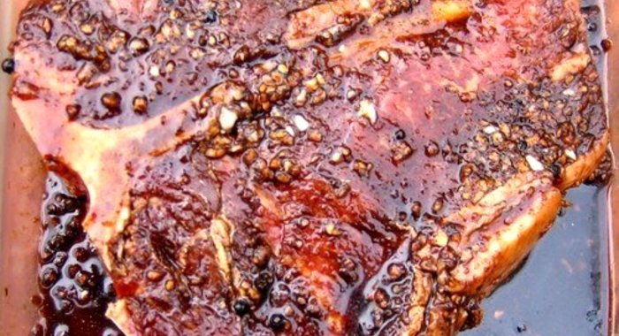 Чесночно-винный маринад для говядины и курицы