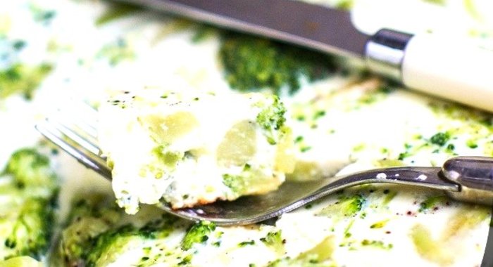 Омлет с брокколи в мультиварке