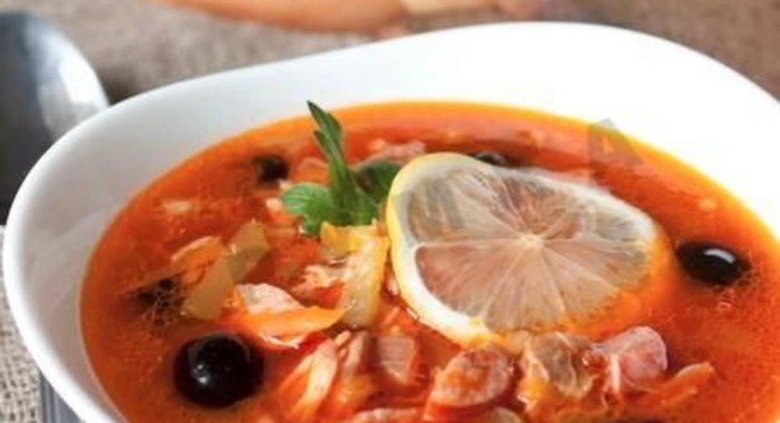 Солянка мясная сборная