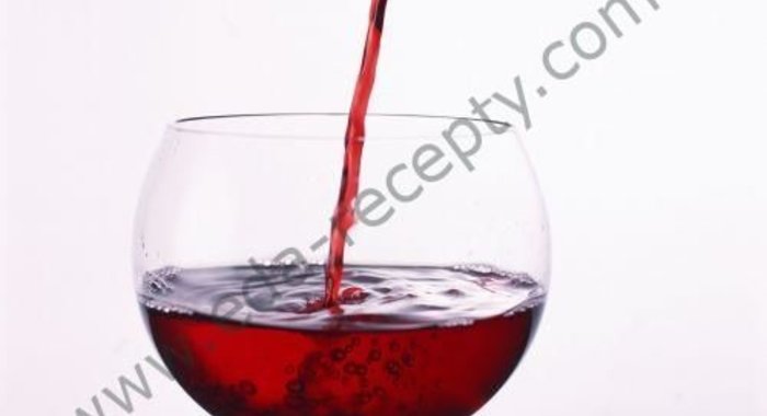 Домашнее рябиновое вино из черноплодной рябины