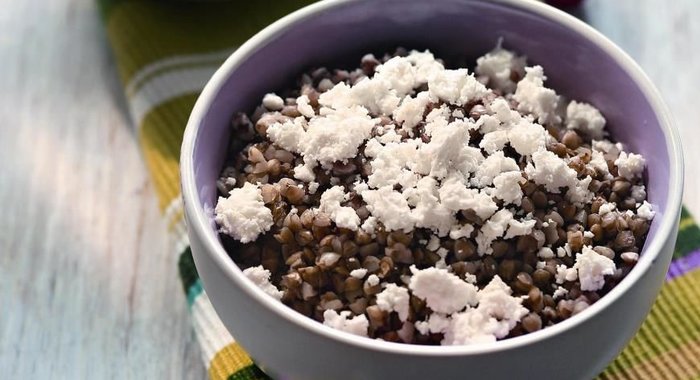 Гречка с адыгейским сыром