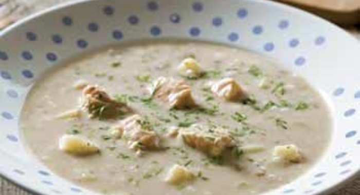 Сливочная уха из семги