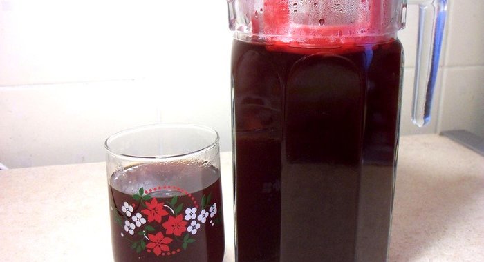 Компот из вишни и сухофруктов