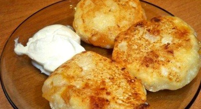 Сырники со сливочным маслом