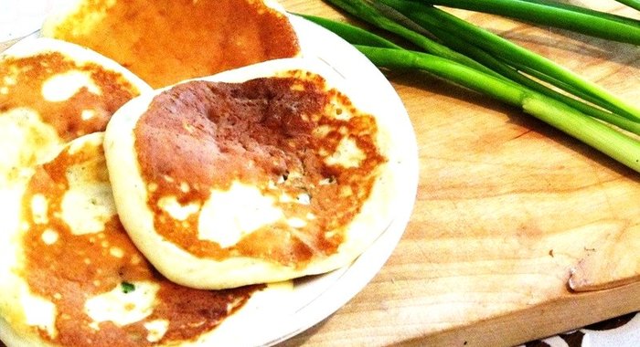 Лепешки на кефире с зеленью
