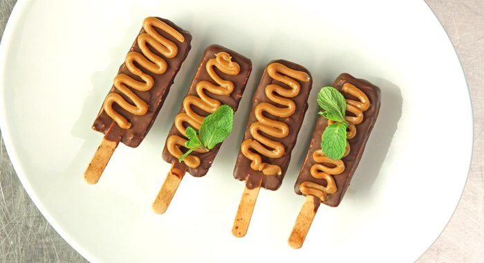 Глазированный сырок со сгущенным молоком и мятой