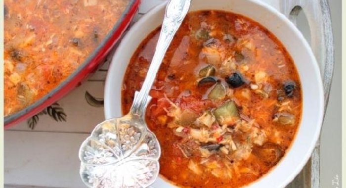 Рыбная солянка