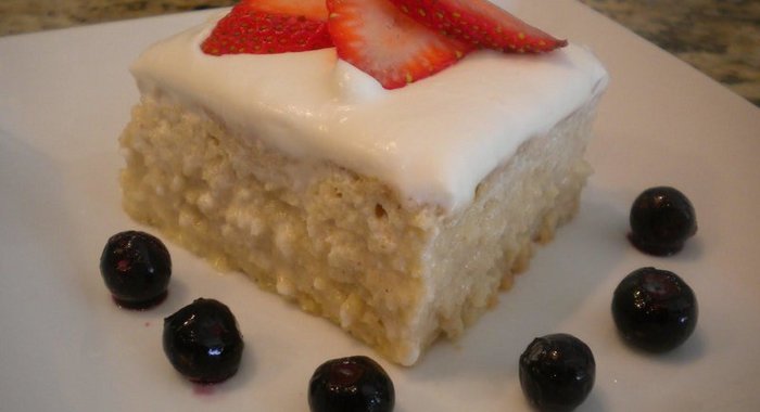 Торт из трех видов молока