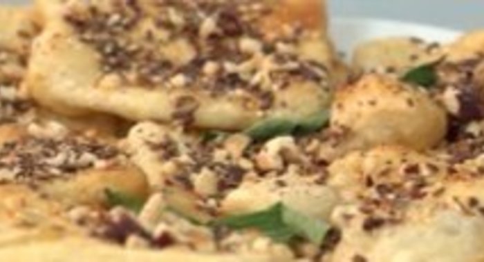 Сладкие лепешки из дрожжевого теста за 10 минут