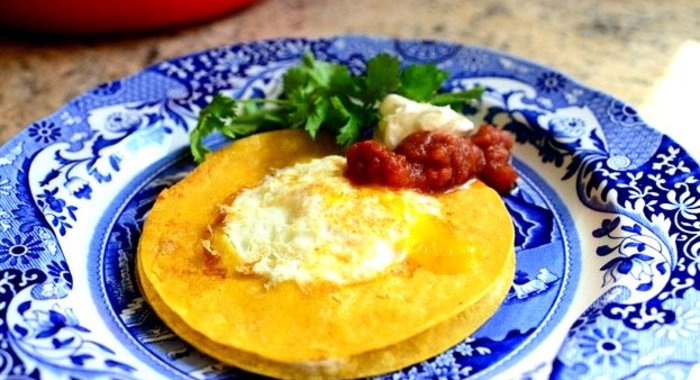 Яичница в тортилье