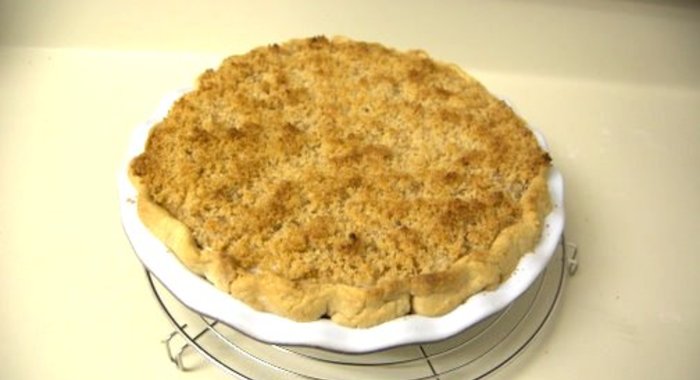 Персиковый пирог со сметанным кремом