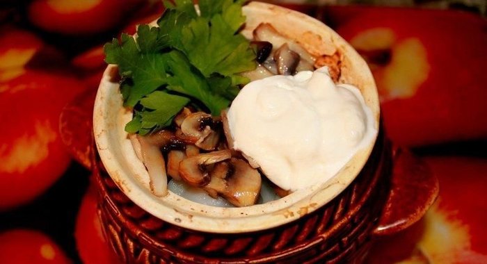 Пельмени в горшочке в духовке