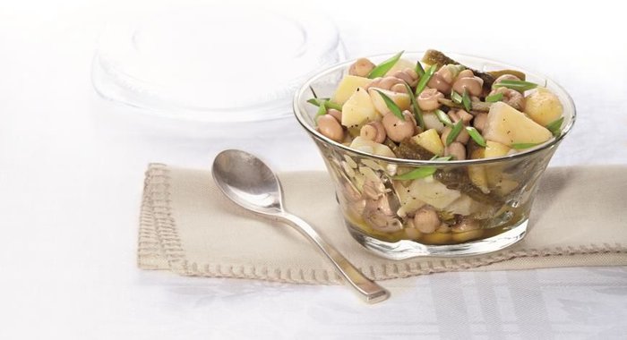 Картофельный салат с маринованными шампиньонами