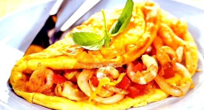 Омлет с морепродуктами