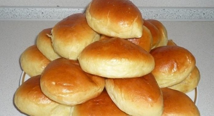 Пирожки из сдобного теста