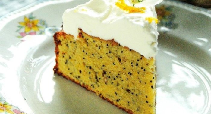 Лимонный пирог со взбитыми сливками без глютена