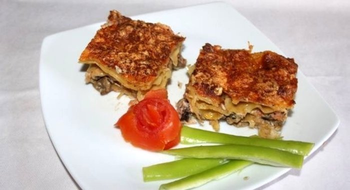 Лазанья с лососем