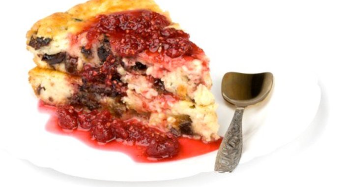 Запеканка из творога и фруктов