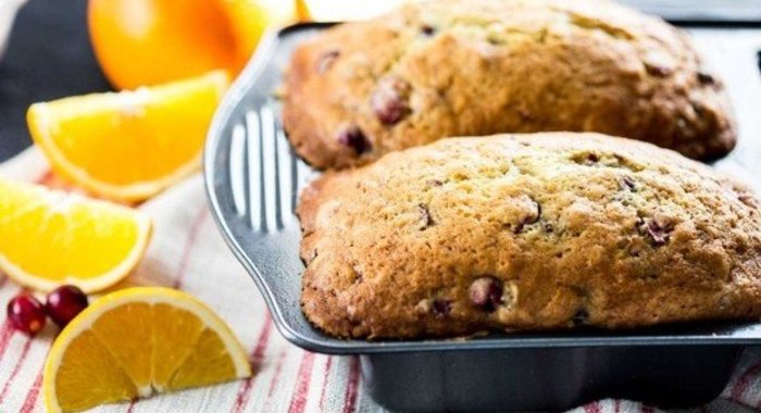 Хлеб с клюквой и апельсином