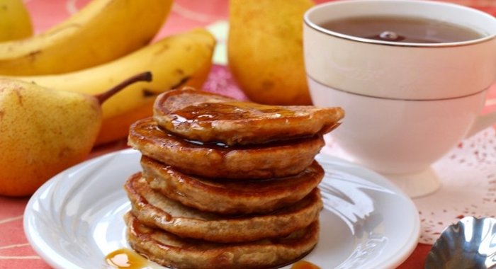 Оладьи с грушами и бананом