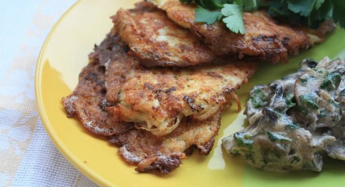 Оладьи из кабачков и картофеля