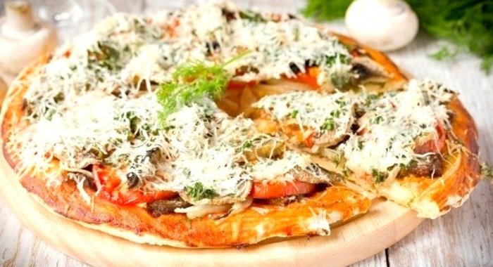 Пицца с утиной грудкой