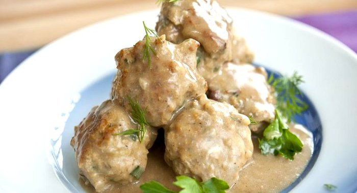 Фрикадельки по-шведски