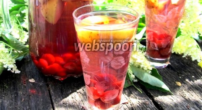 Компот из цветков бузины в мультиварке