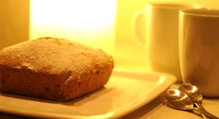 Ореховый кекс с изюмом