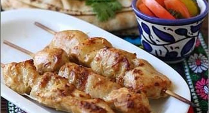 Куриные шашлыки на шпажках