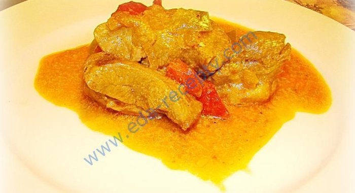 Гуляш из индейки с подливкой