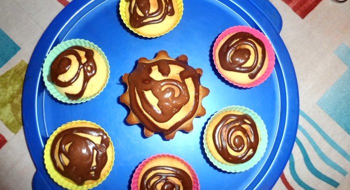 Маффины с шоколадным кремом