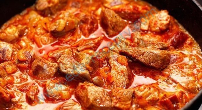 Гуляш из мяса косули