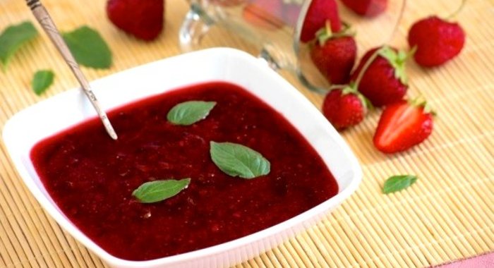 Клубничный джем с базиликом