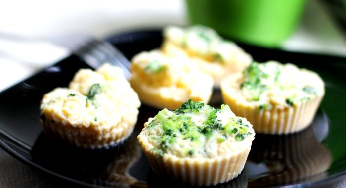 Омлет с брокколи в пароварке