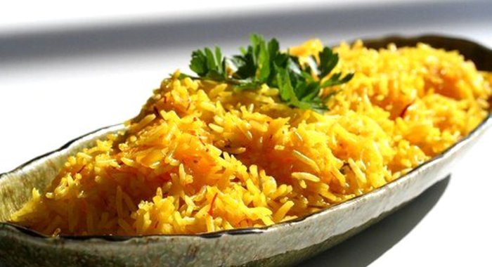 Плов с миндалем и петрушкой