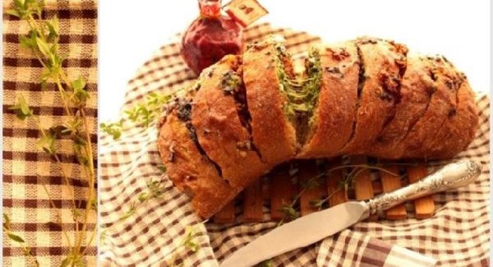 Хлеб с пикантной начинкой