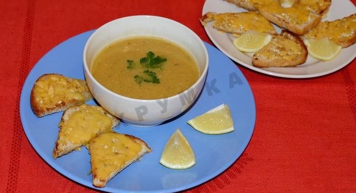Турецкий чечевичный суп пюре