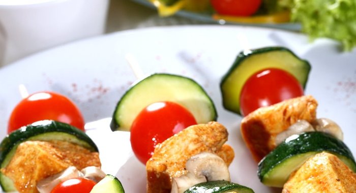 Куриный шашлык с овощами