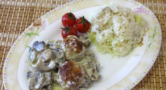 Фрикадельки с грибами