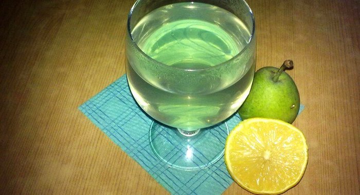 Лимонно-грушевый компот