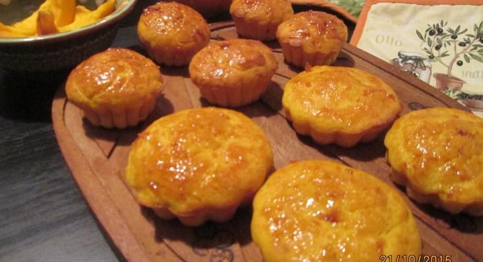 Тыквенные кексики с морковно-апельсиновой глазурью