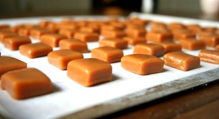 Ириски из молока и сахара