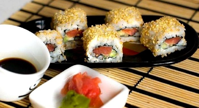 Роллы урамаки