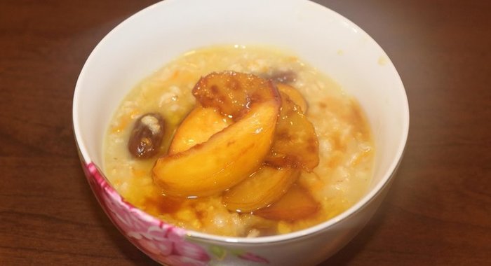 Овсяная каша с нектаринами