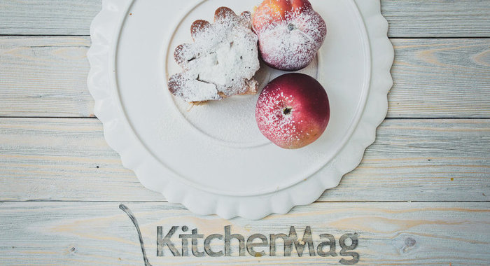 Классическая шарлотка с яблоками